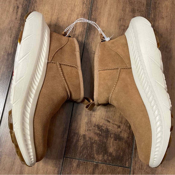 Ugg CA805 V2 Ultra Mini Men’s Size 6.5 Wool Sneaker Boot Suede Chestnut UggPlush - Picture 12 of 13